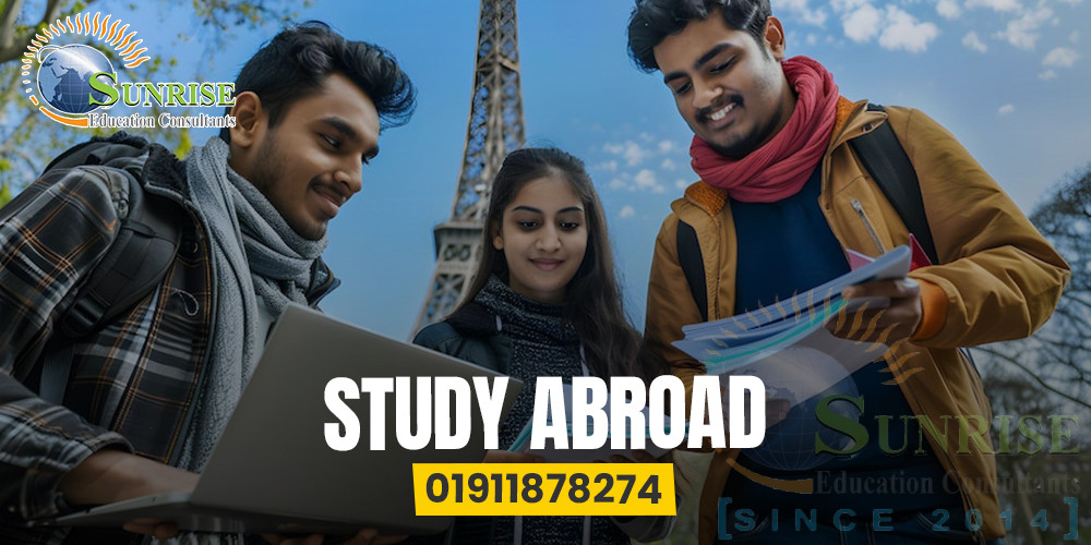 Study Abroad: A Student Exploring Global Opportunities